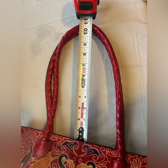 Beautiful 10th anniversary Patricia Nash Kavali Satchel Red Leather Elephant Bag - Picture 7 of 16